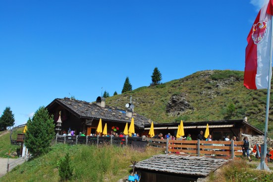Bergsommer Seiser Alm_Arnika Hütte